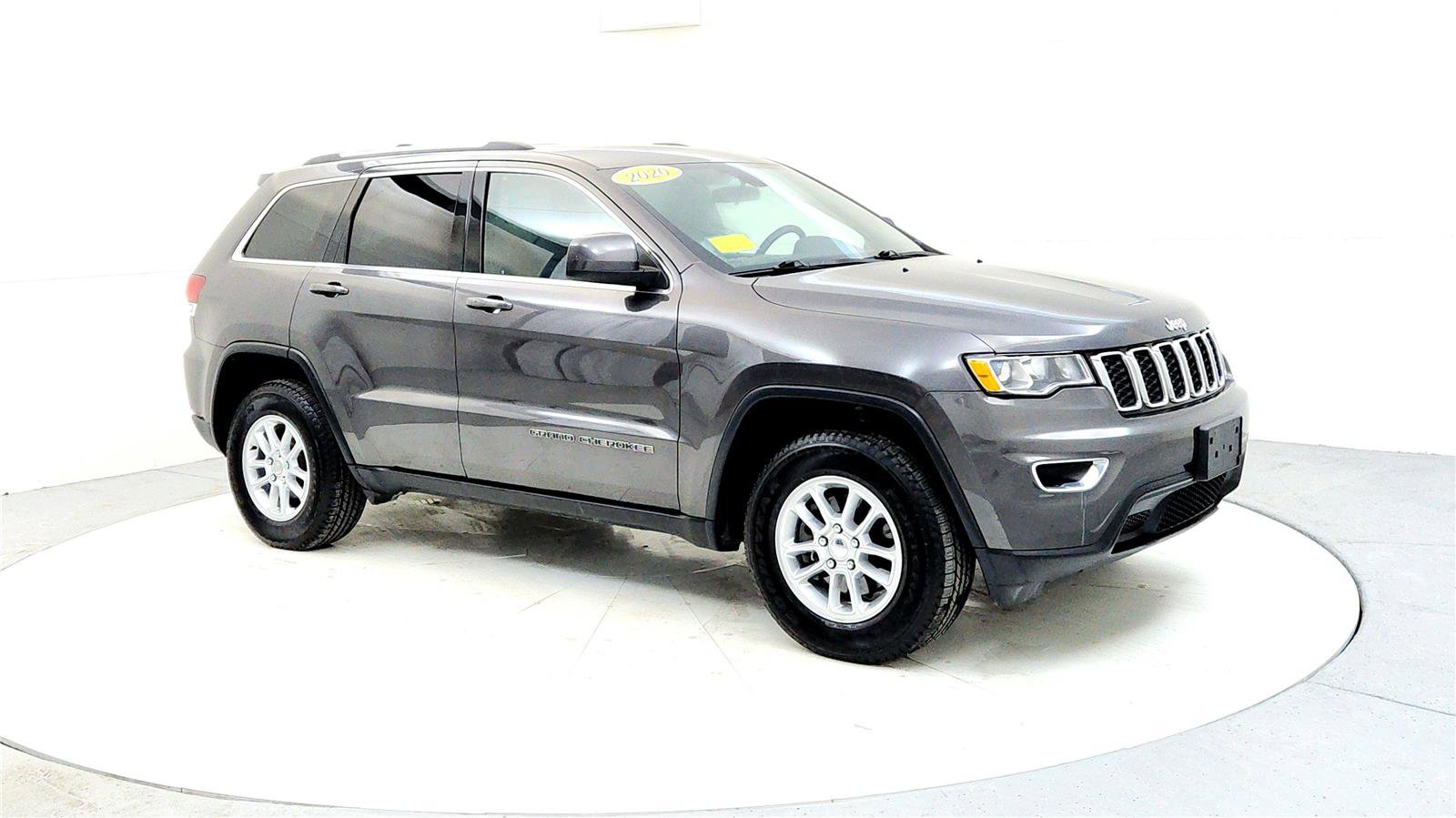 Used 2020 Jeep Grand Cherokee Laredo image 7