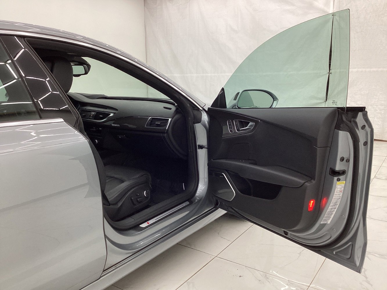 Used 2013 Audi S7 Prestige image 17