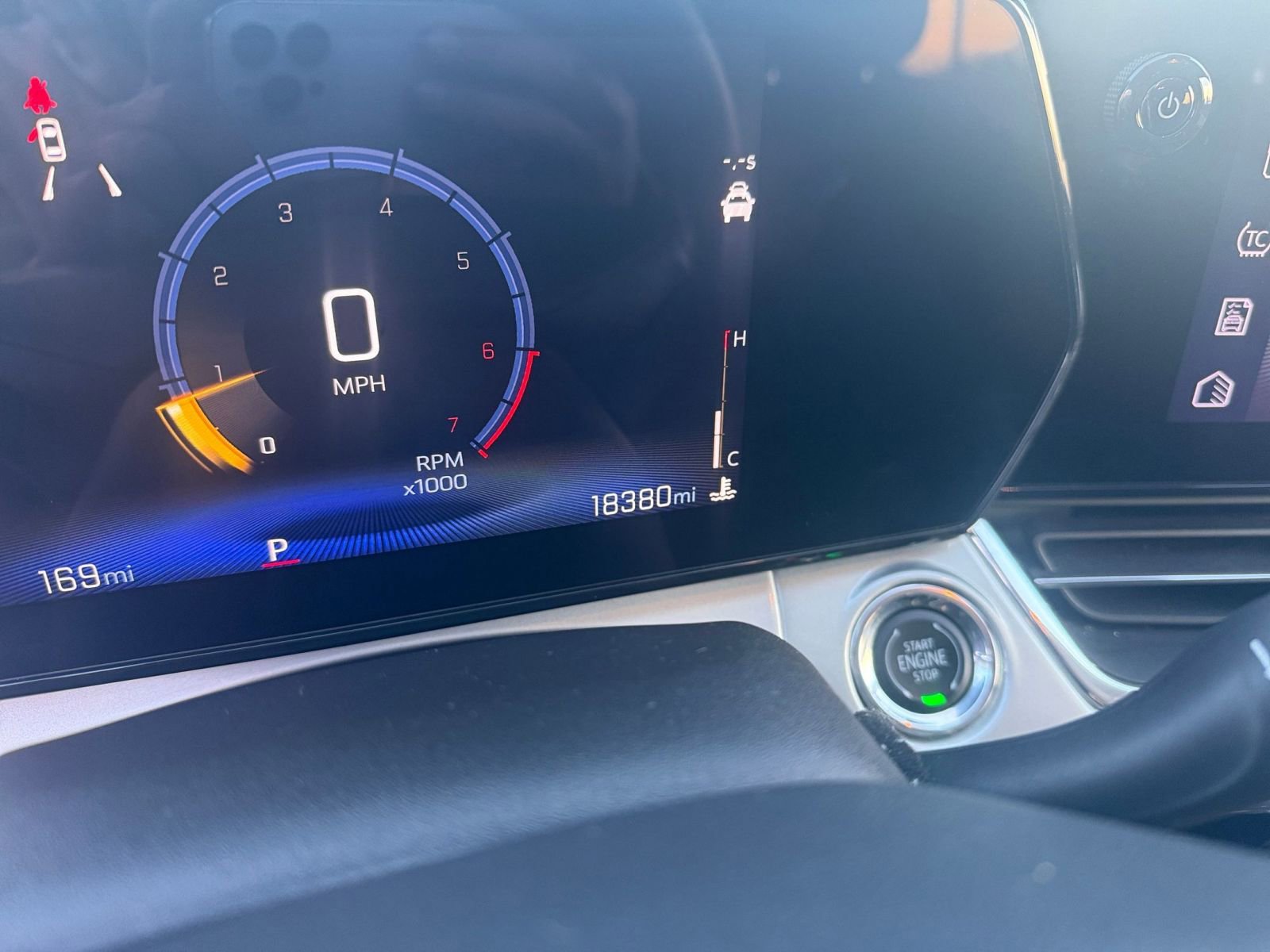 Used 2025 Chevrolet Trax LT image 39