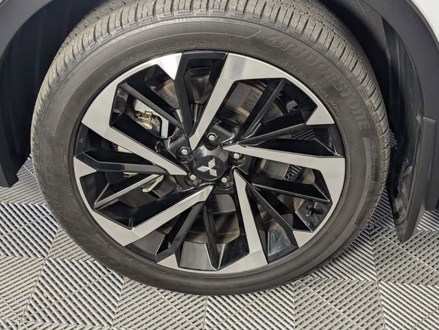 Used 2024 Mitsubishi Outlander SE AWD/4WD image 8