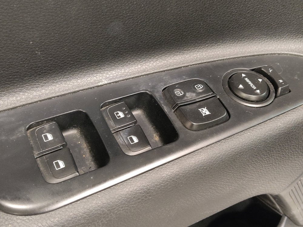 Used 2018 Kia Rio S image 27