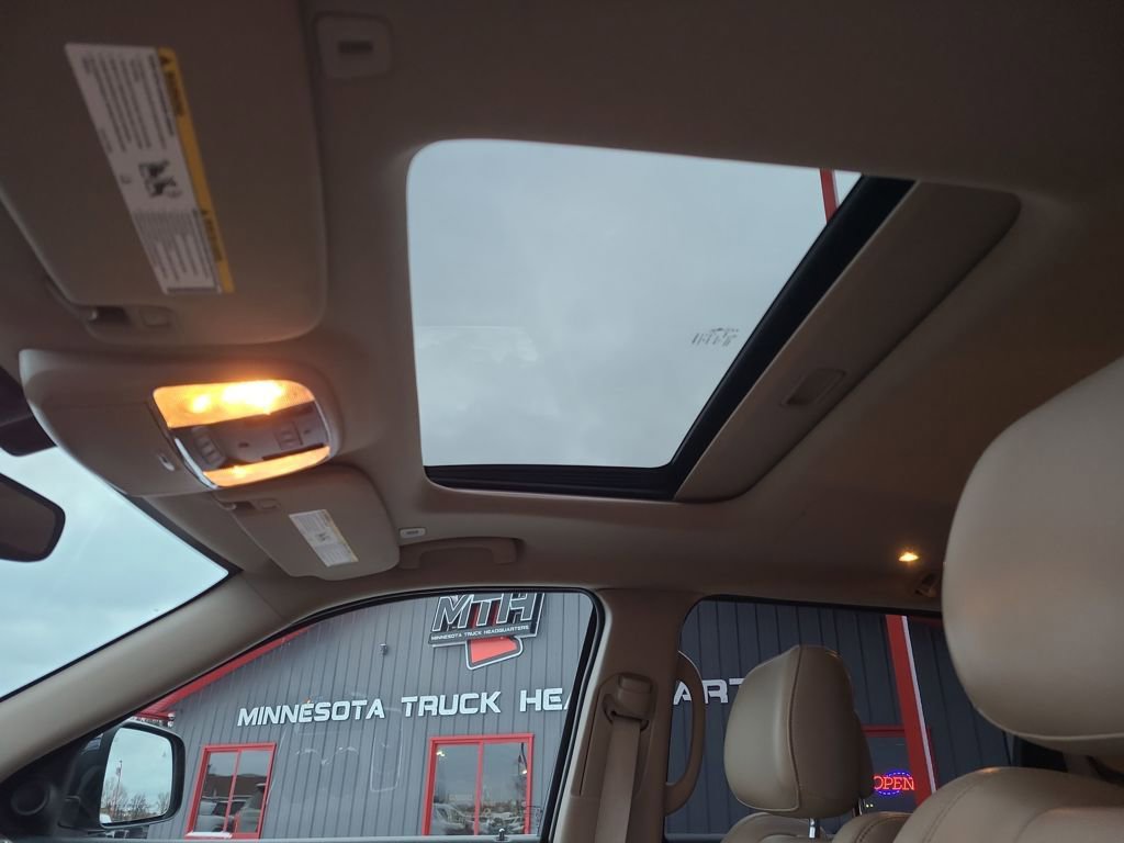 Used 2020 Jeep Grand Cherokee Limited w/ Trailer Tow Group IV image 24