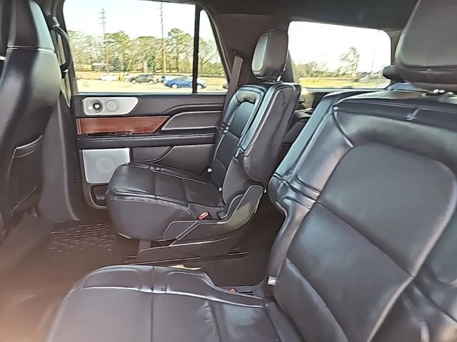 Used 2022 Lincoln Navigator Reserve image 30