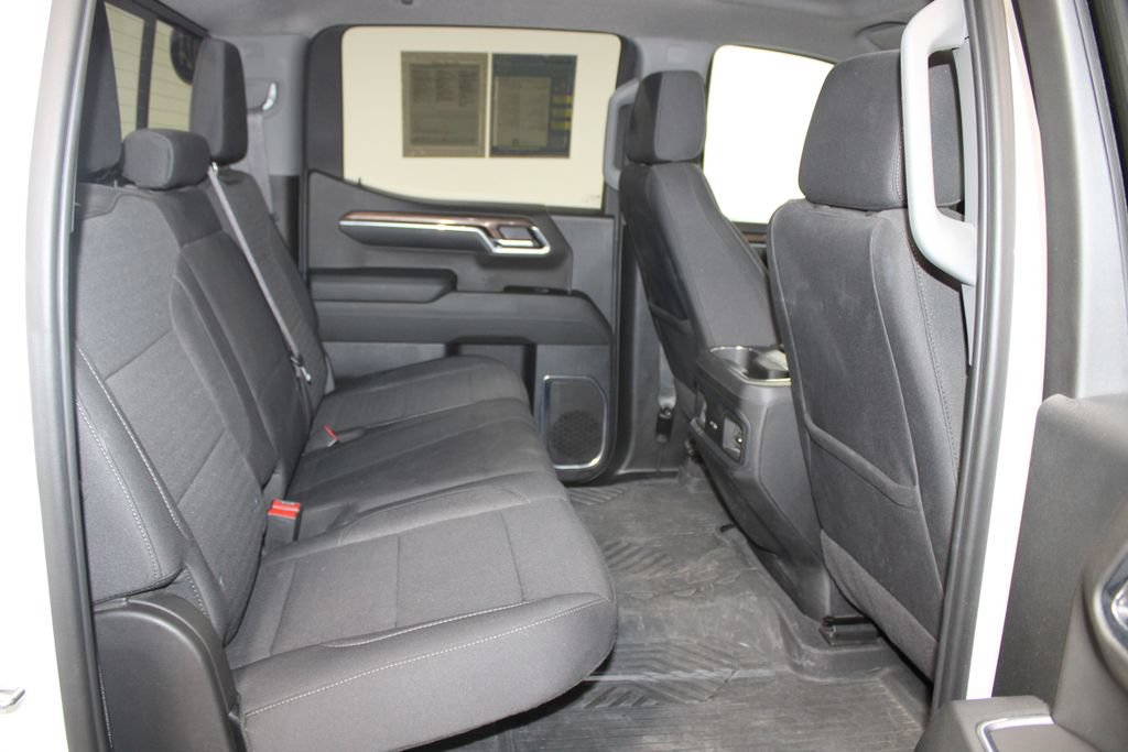 Used 2024 Chevrolet Silverado 1500 RST w/ Convenience Package II AWD/4WD image 31