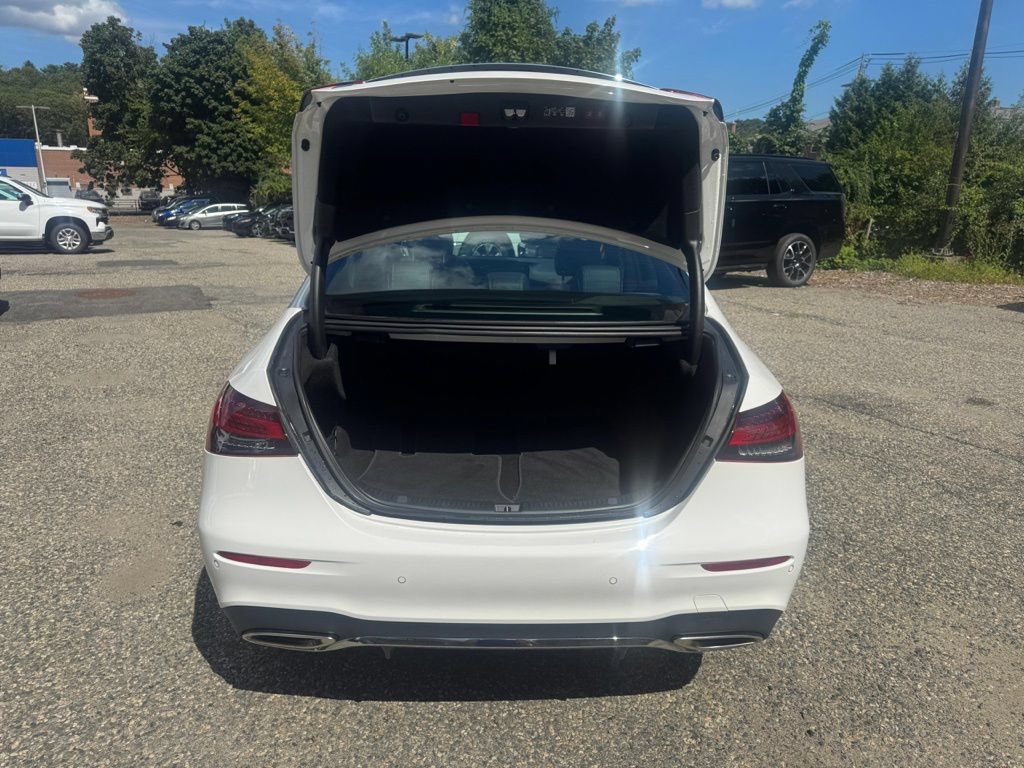 Used 2023 Mercedes-Benz E 350 4MATIC Sedan image 6