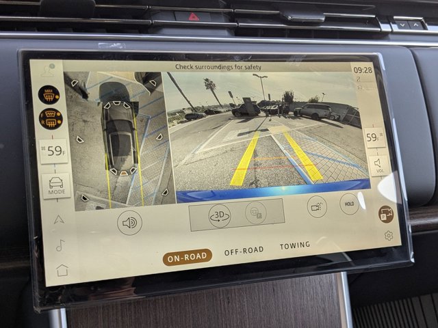 New 2026 Land Rover Range Rover SE image 13