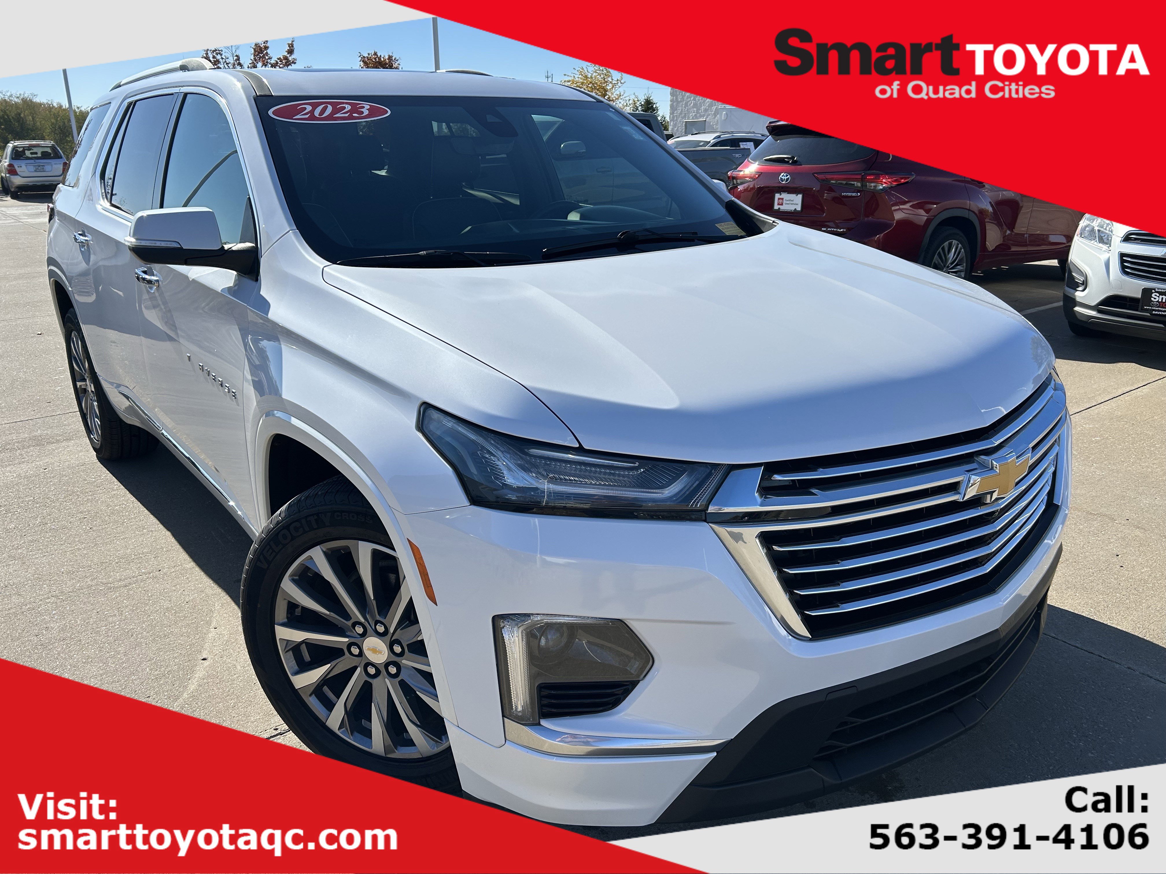 Used 2023 Chevrolet Traverse Premier image 1