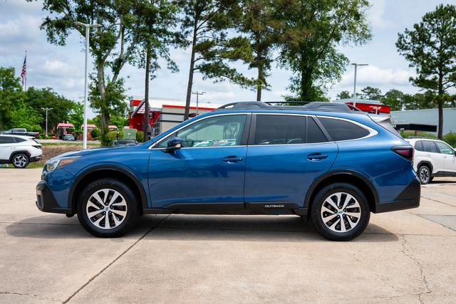 Used 2020 Subaru Outback Premium AWD/4WD image 2