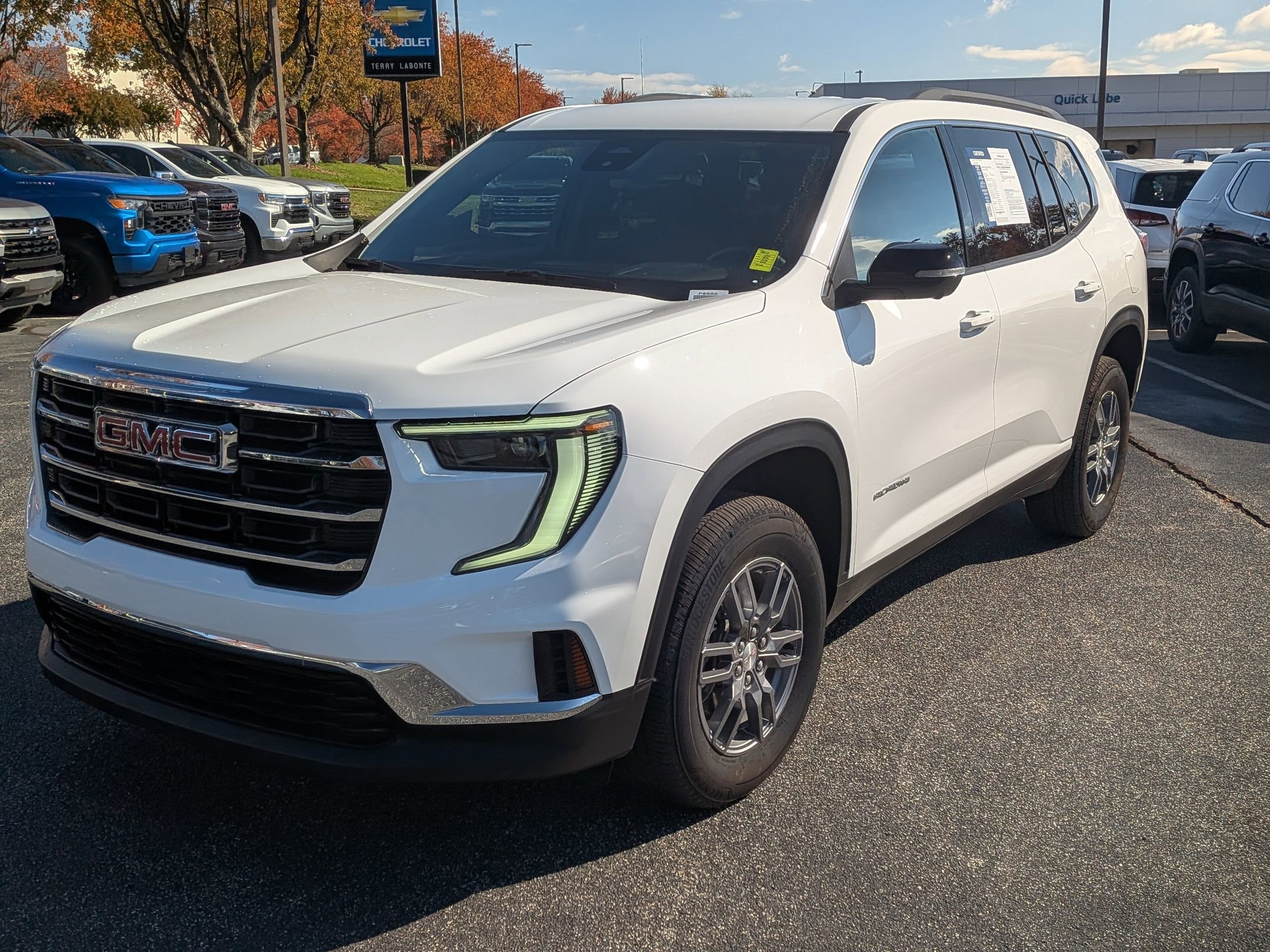 Certified 2025 GMC Acadia Elevation image 5