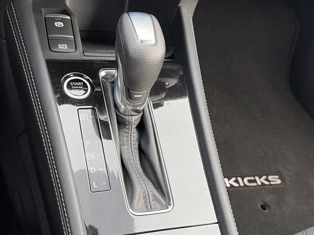 Used 2021 Nissan Kicks SV FWD image 22