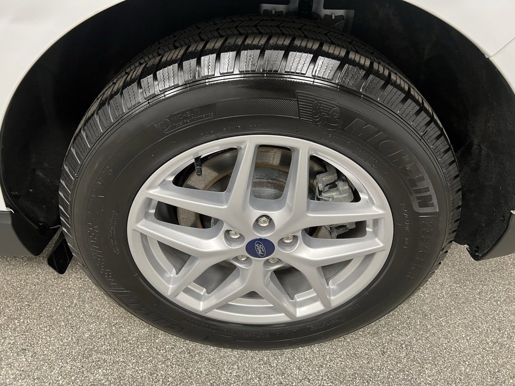 Used 2024 Ford Edge SEL image 19