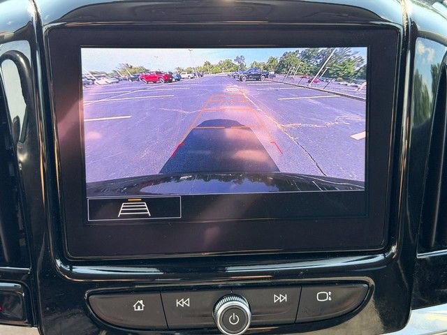 Used 2020 Chevrolet Traverse LT FWD image 18