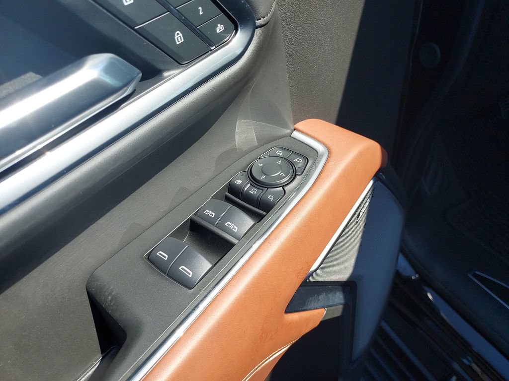 Used 2025 GMC Sierra 2500 Denali Ultimate AWD/4WD image 11