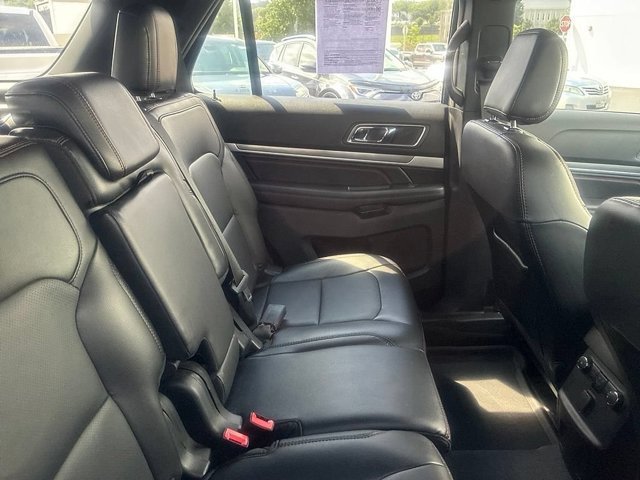 Used 2018 Ford Explorer Sport AWD/4WD image 25