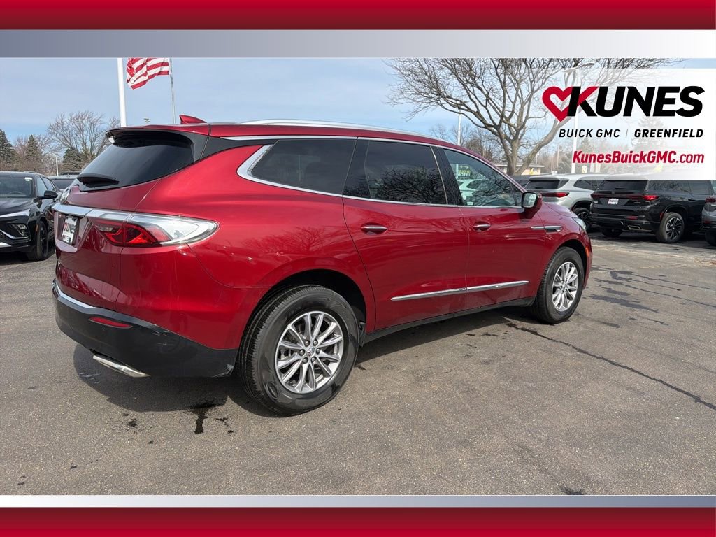 Used 2024 Buick Enclave Premium image 5