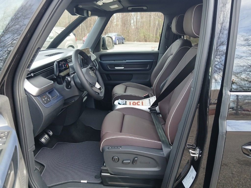 New 2025 Volkswagen ID. Buzz Pro S image 9