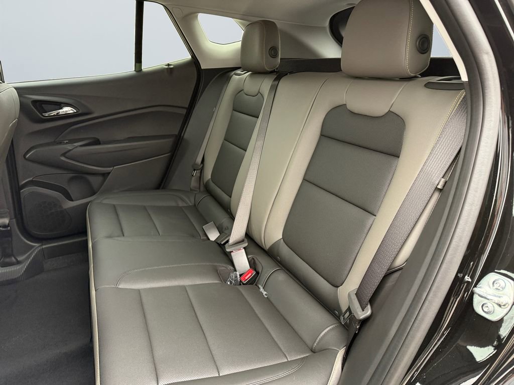 New 2026 Chevrolet Trax ACTIV w/ Sunroof Package image 13