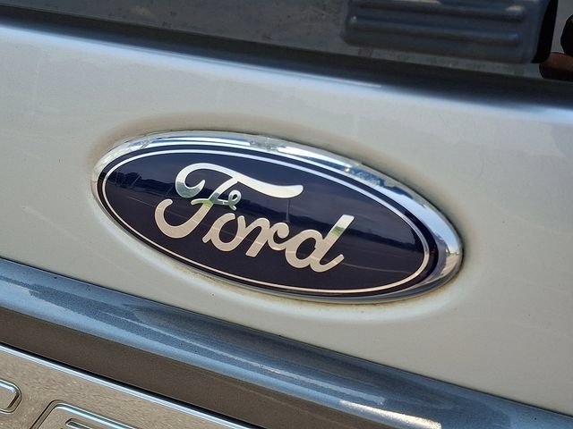 Used 2016 Ford Expedition EL XLT AWD/4WD image 24