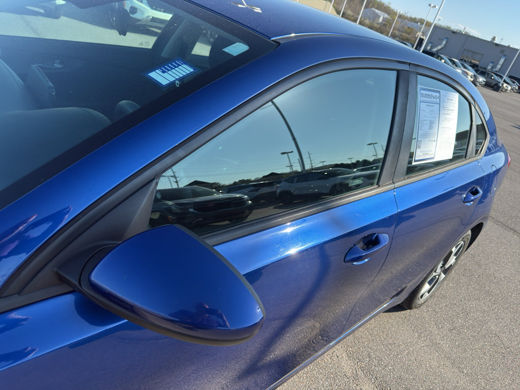 Used 2019 Kia Forte LXS image 17