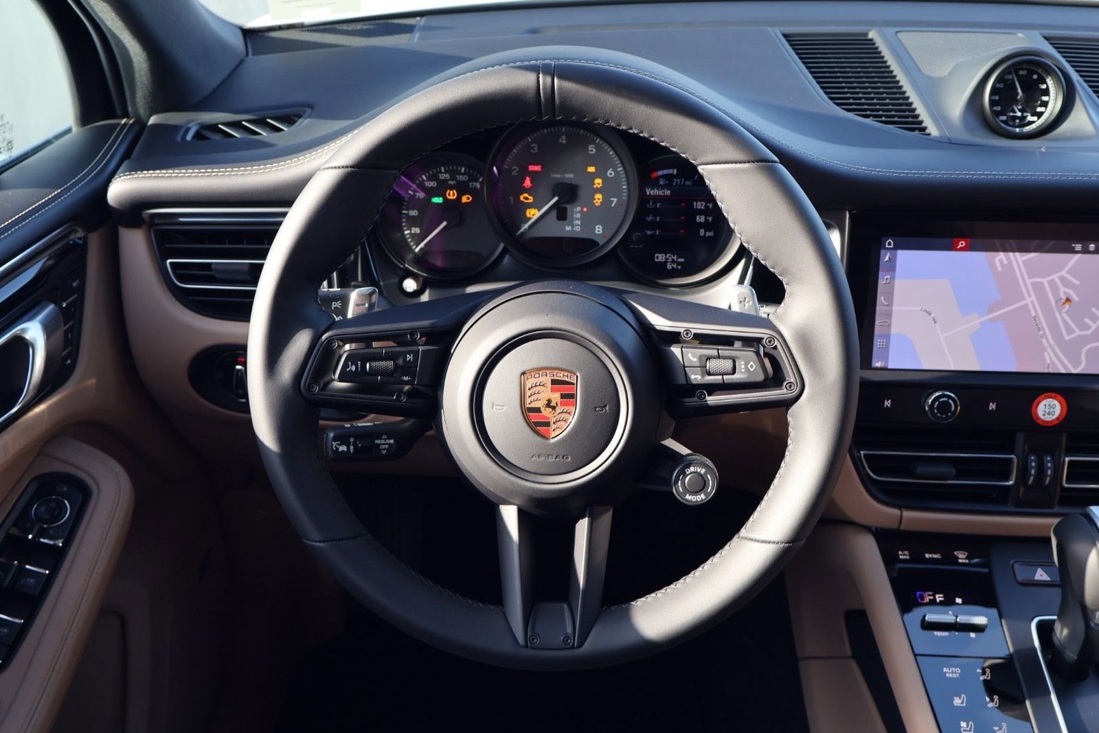 New 2026 Porsche Macan S image 15