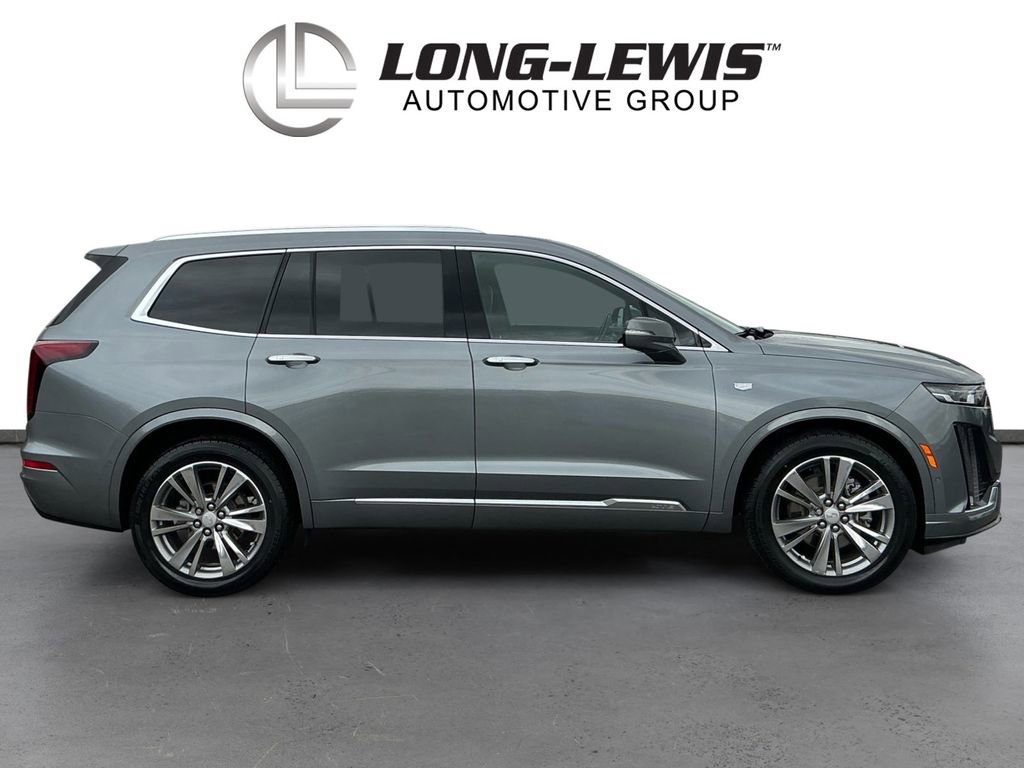 Used 2022 Cadillac XT6 Premium Luxury w/ Technology Package FWD image 8