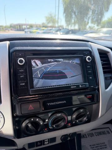 Used 2015 Toyota Tacoma 4x4 Double Cab image 15