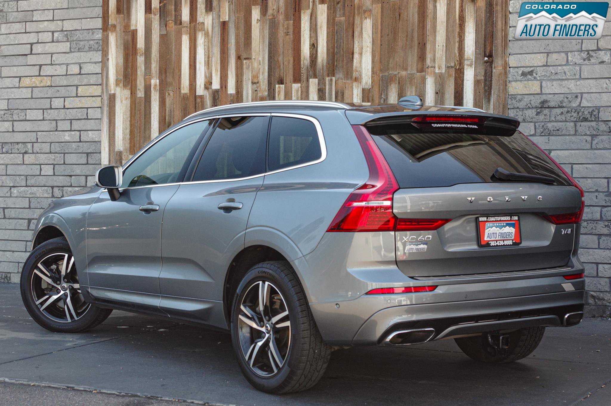 Used 2018 Volvo XC60 T6 R-Design w/ Convenience Package AWD/4WD image 4