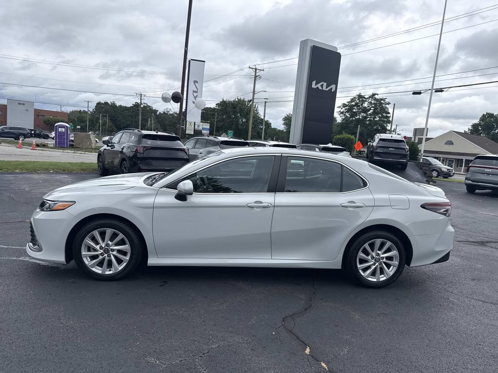 Used 2023 Toyota Camry LE AWD/4WD image 2