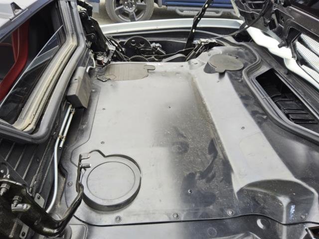 Used 2021 Chevrolet Corvette Stingray Convertible w/ Z51 Performance Package RWD image 12