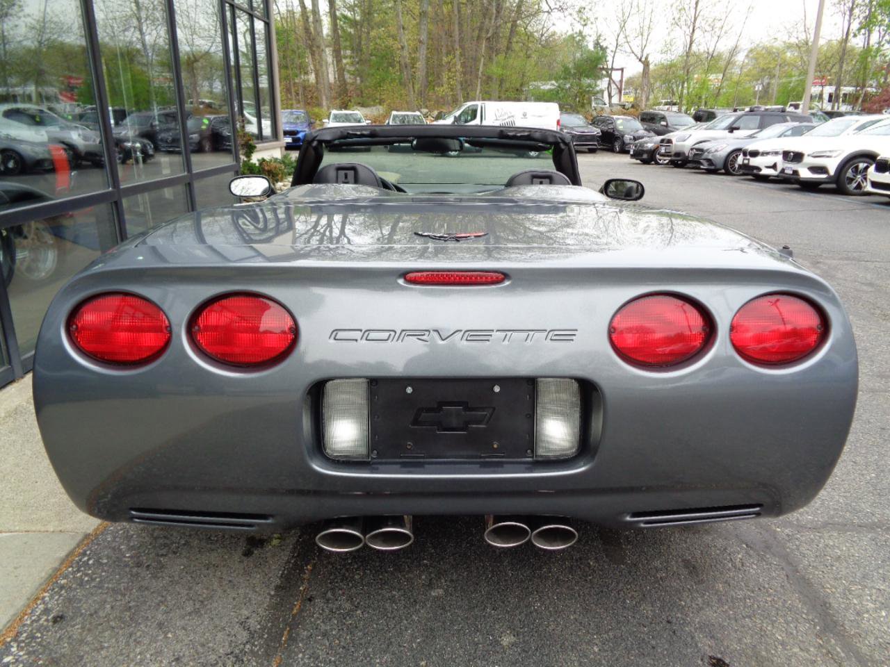 Used 2004 Chevrolet Corvette Convertible w/ Preferred Equipment Group RWD image 6
