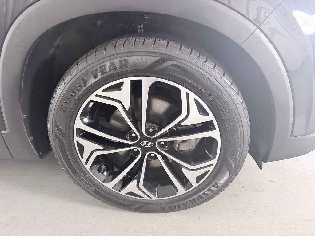 Used 2020 Hyundai Santa Fe SEL FWD image 4