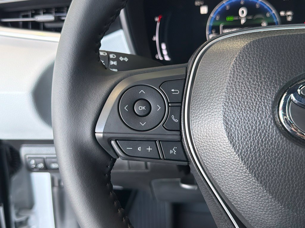 Certified 2026 Toyota Corolla SE FWD image 24