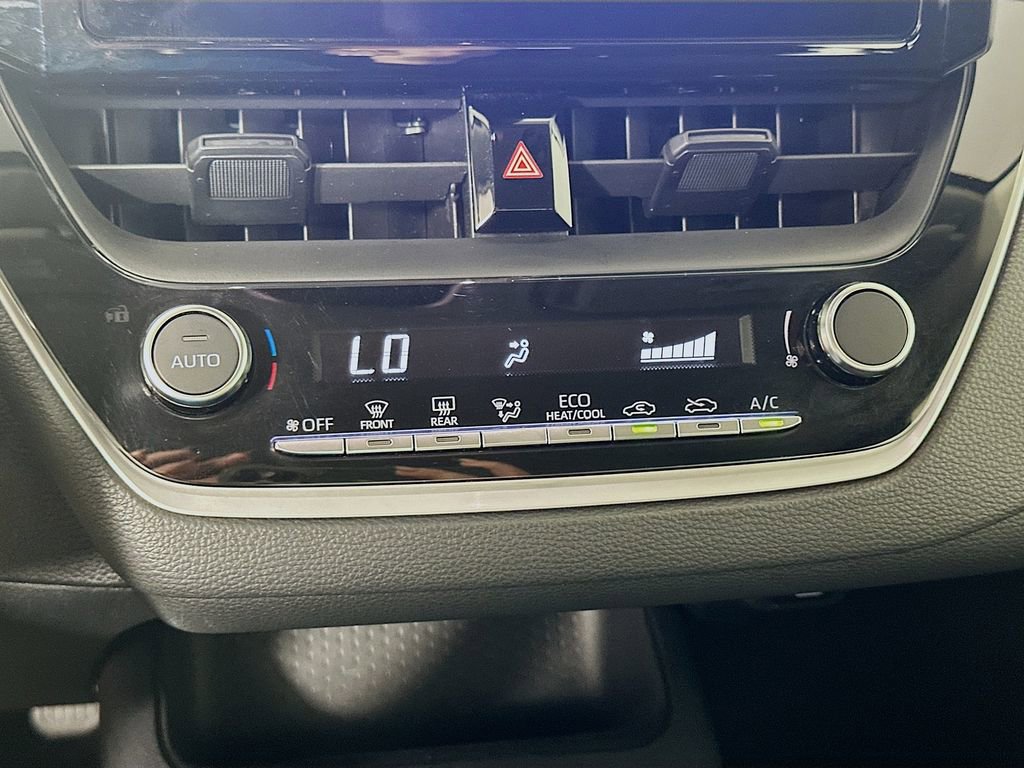Used 2023 Toyota Corolla LE image 16