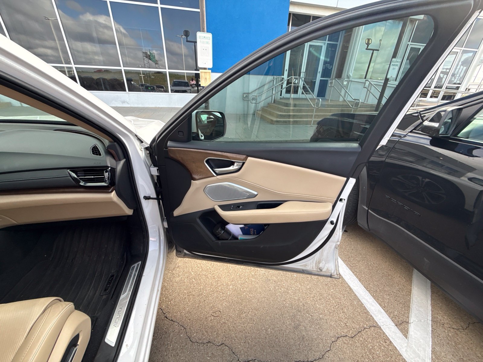 Used 2024 Acura RDX w/ Advance Package AWD/4WD image 16