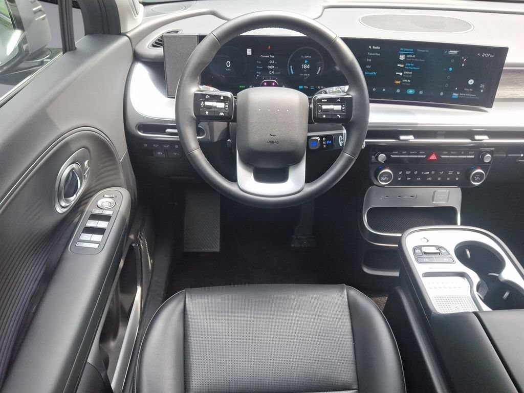 Used 2026 Hyundai Ioniq 9 Limited AWD/4WD image 21