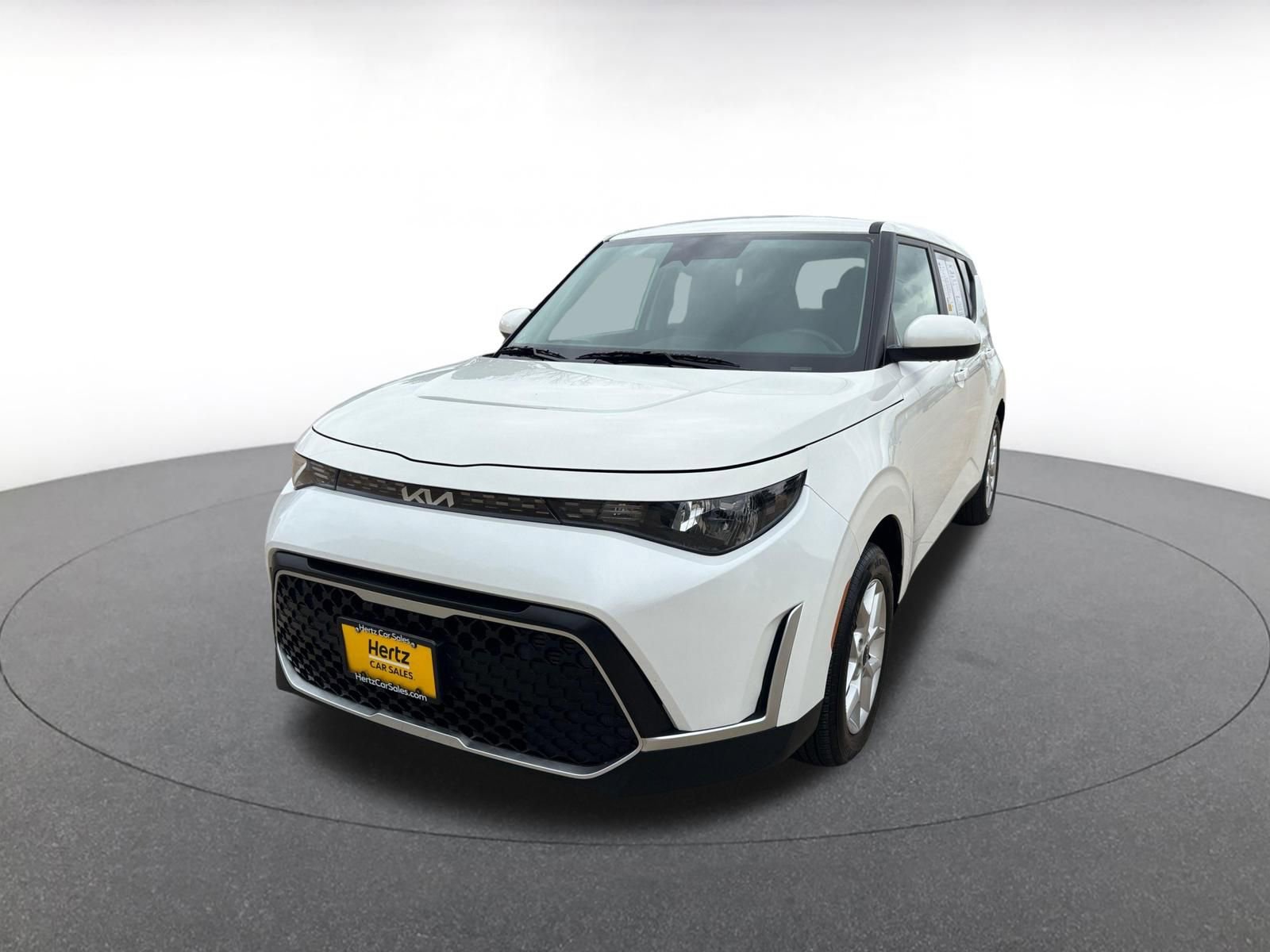 Used 2025 Kia Soul LX w/ LX Technology Package image 4