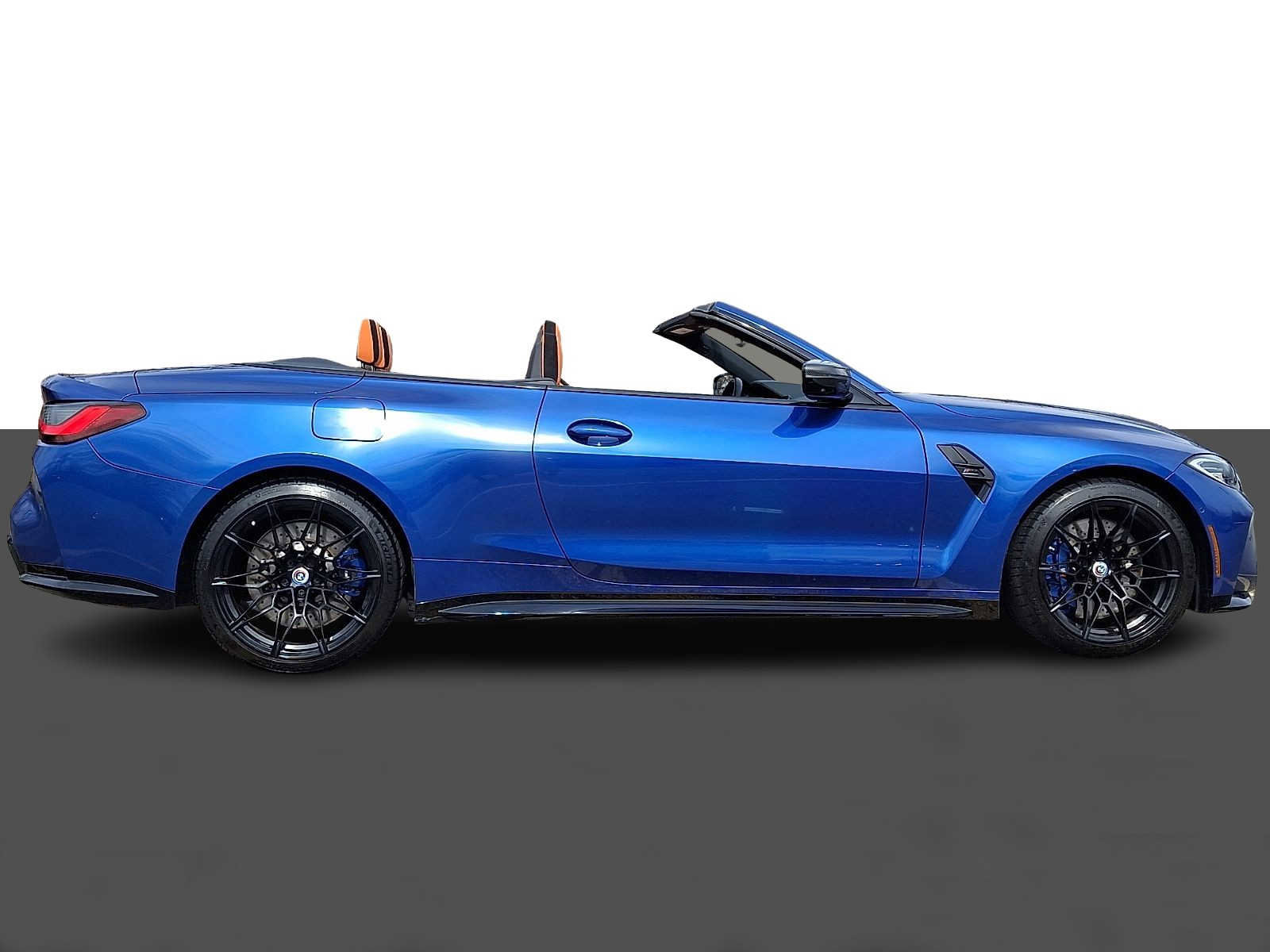 Used 2023 BMW M4 xDrive Competition w/ M Carbon Exterior Package image 7