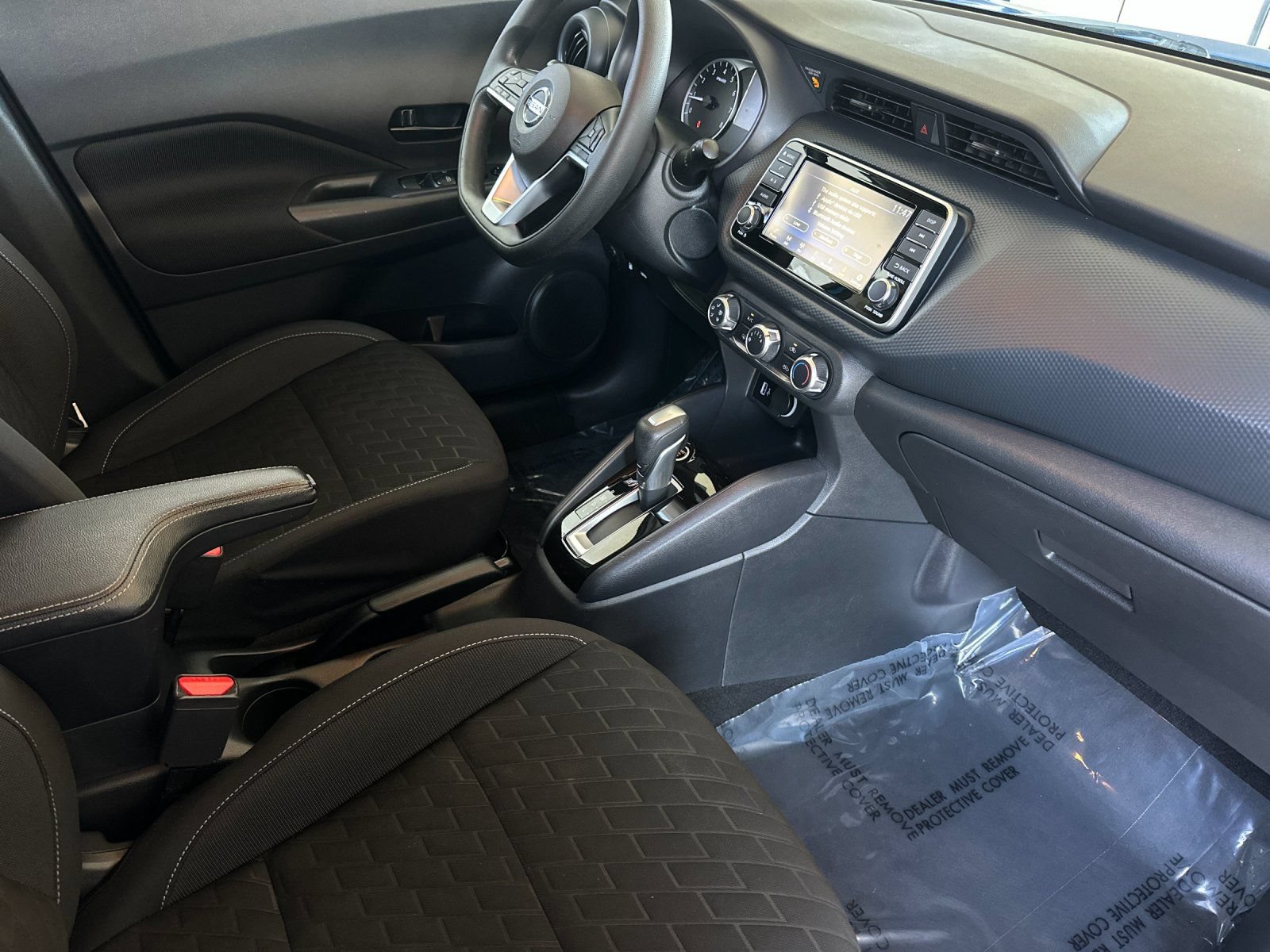 Used 2021 Nissan Kicks S FWD image 15