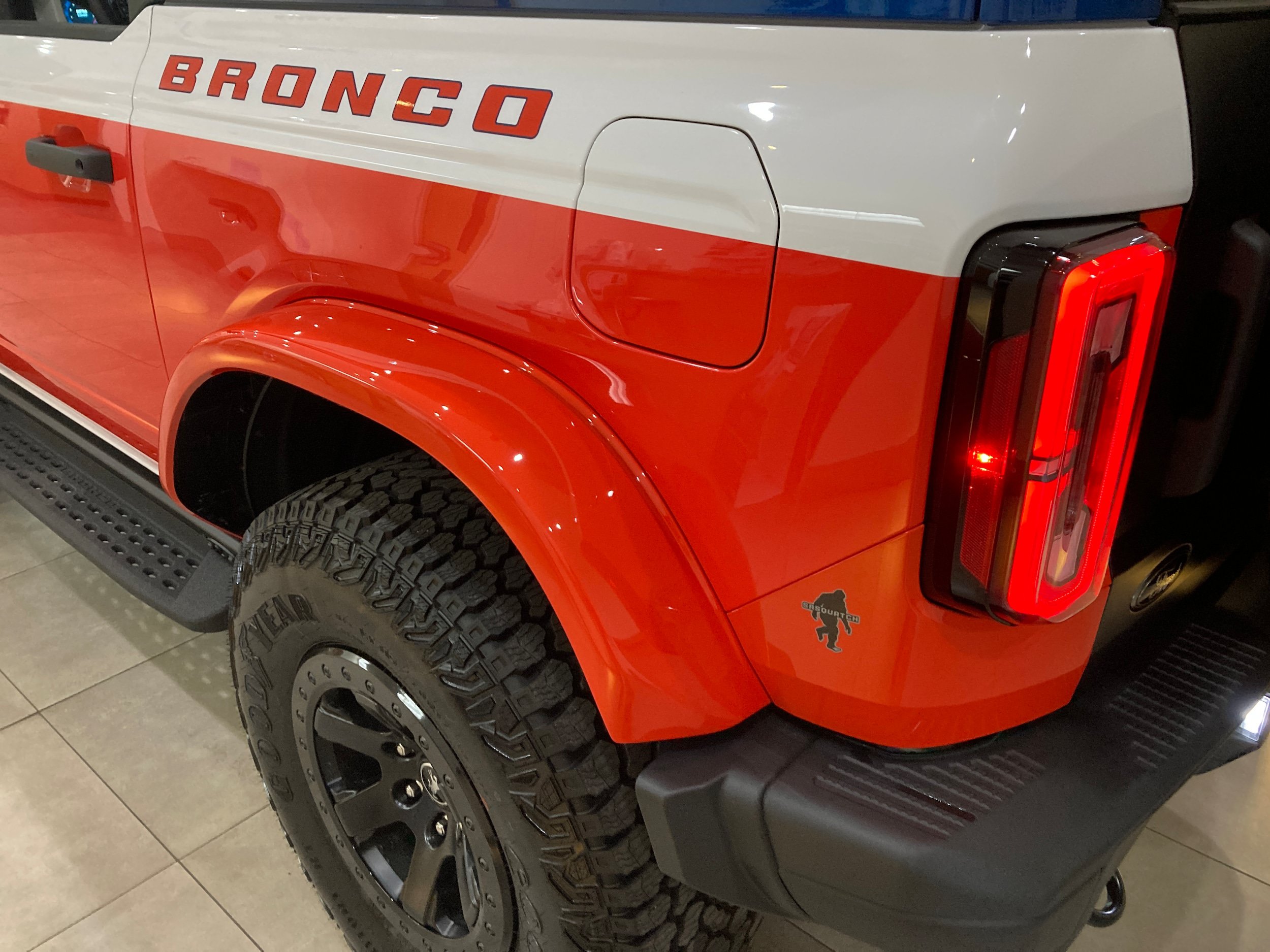Used 2025 Ford Bronco Stroppe Edition AWD/4WD image 6