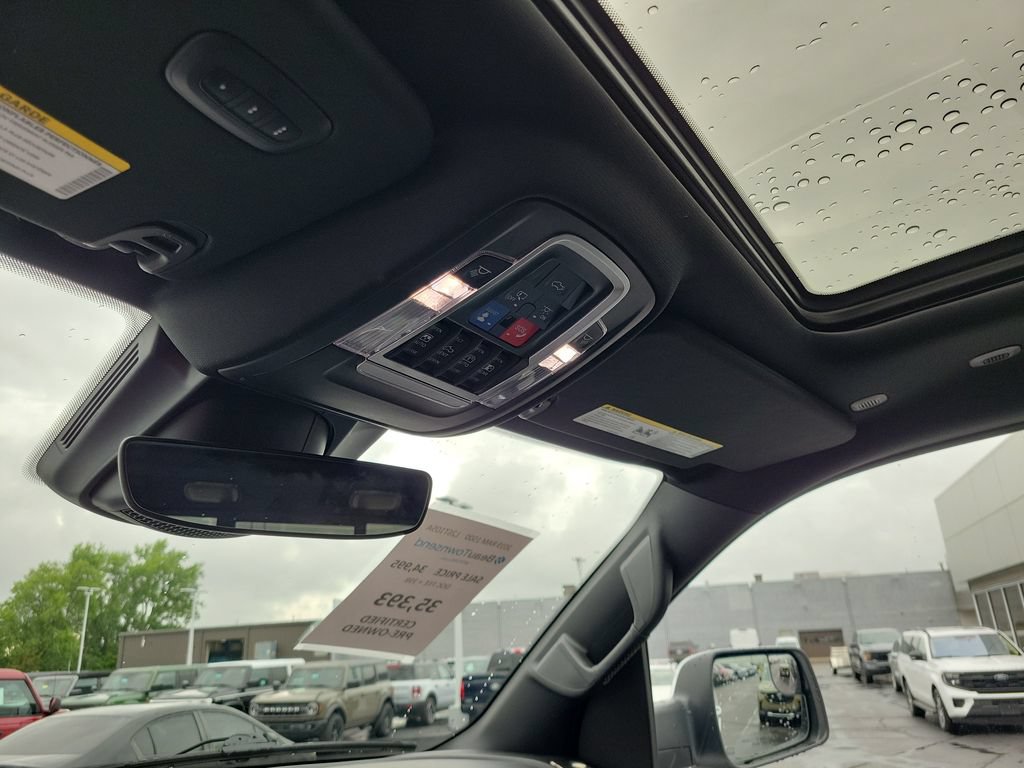 Used 2019 RAM 1500 Limited AWD/4WD image 30