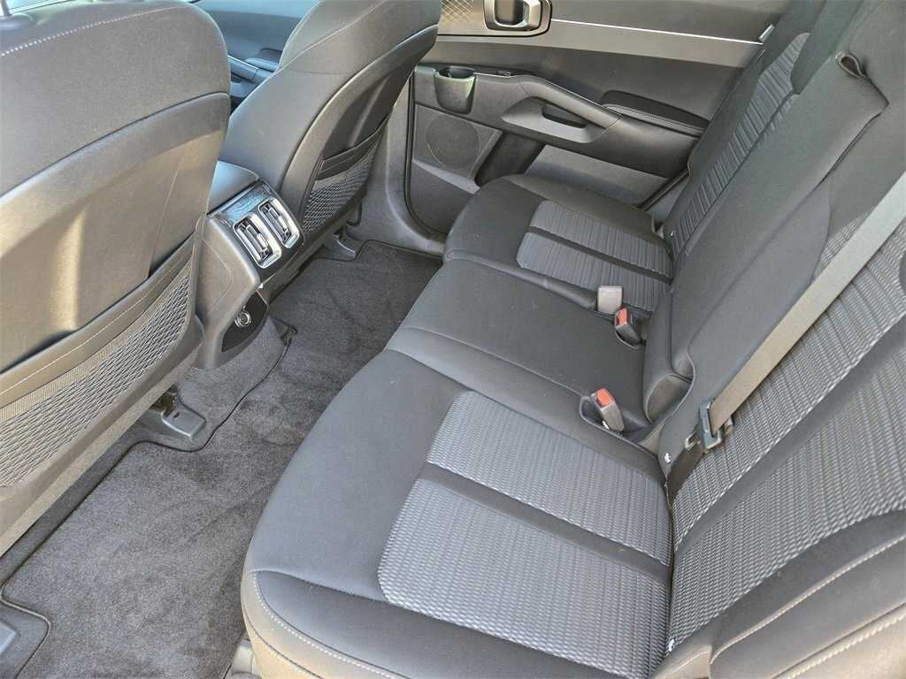 New 2025 Kia Sorento LX image 25