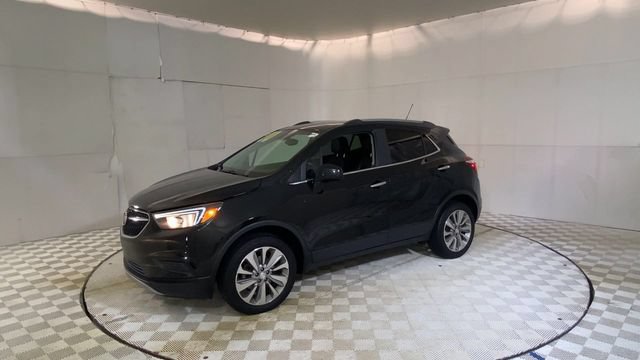 Used 2020 Buick Encore Preferred w/ Safety Package AWD/4WD image 3