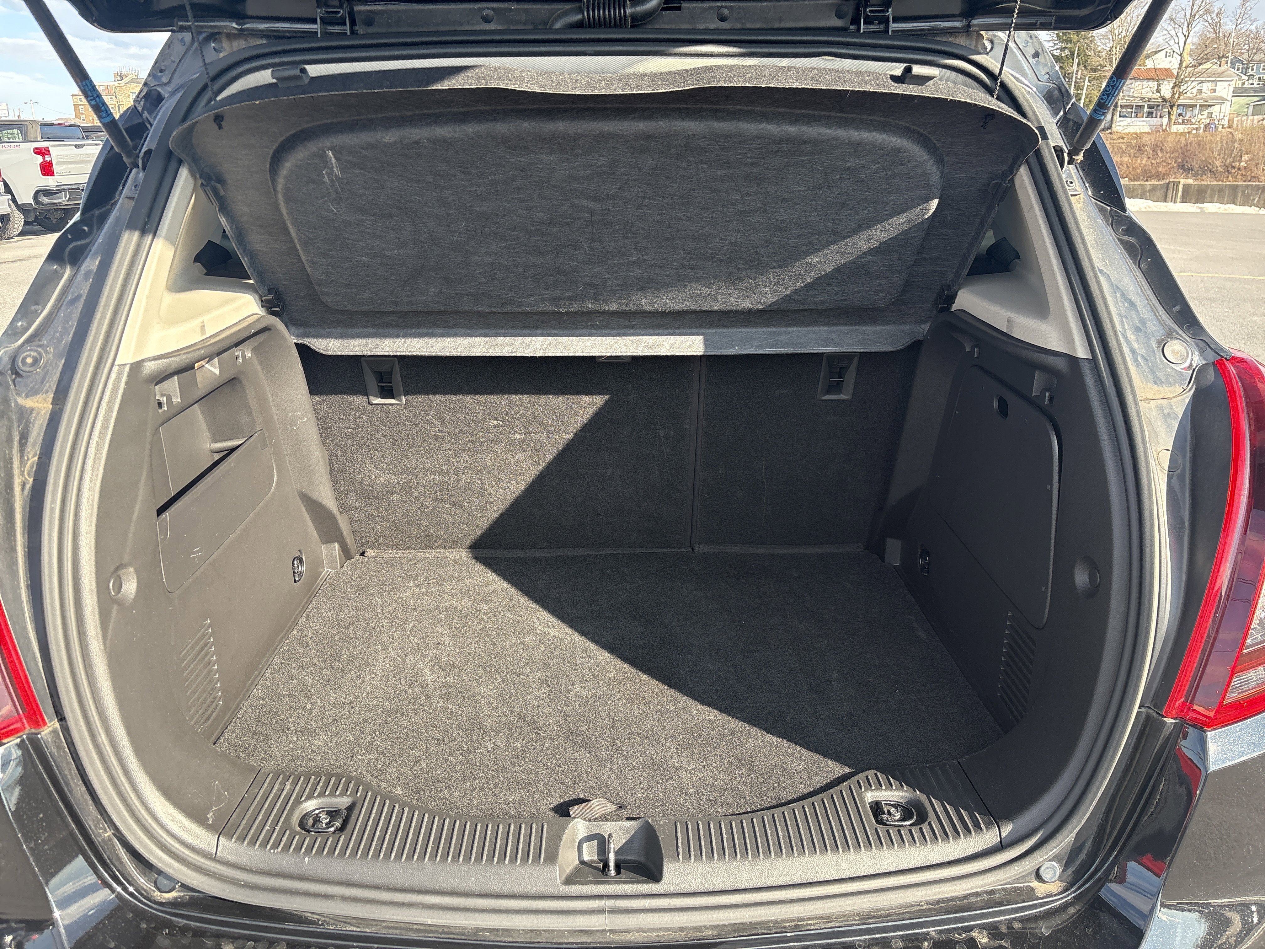 Used 2019 Buick Encore Preferred video 5