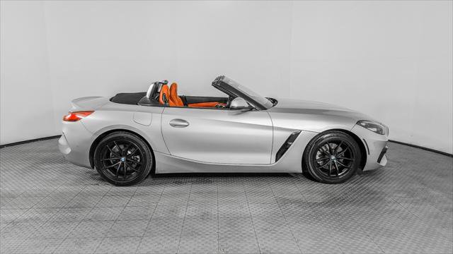 Used 2020 BMW Z4 sDrive30i w/ Convenience Package image 9