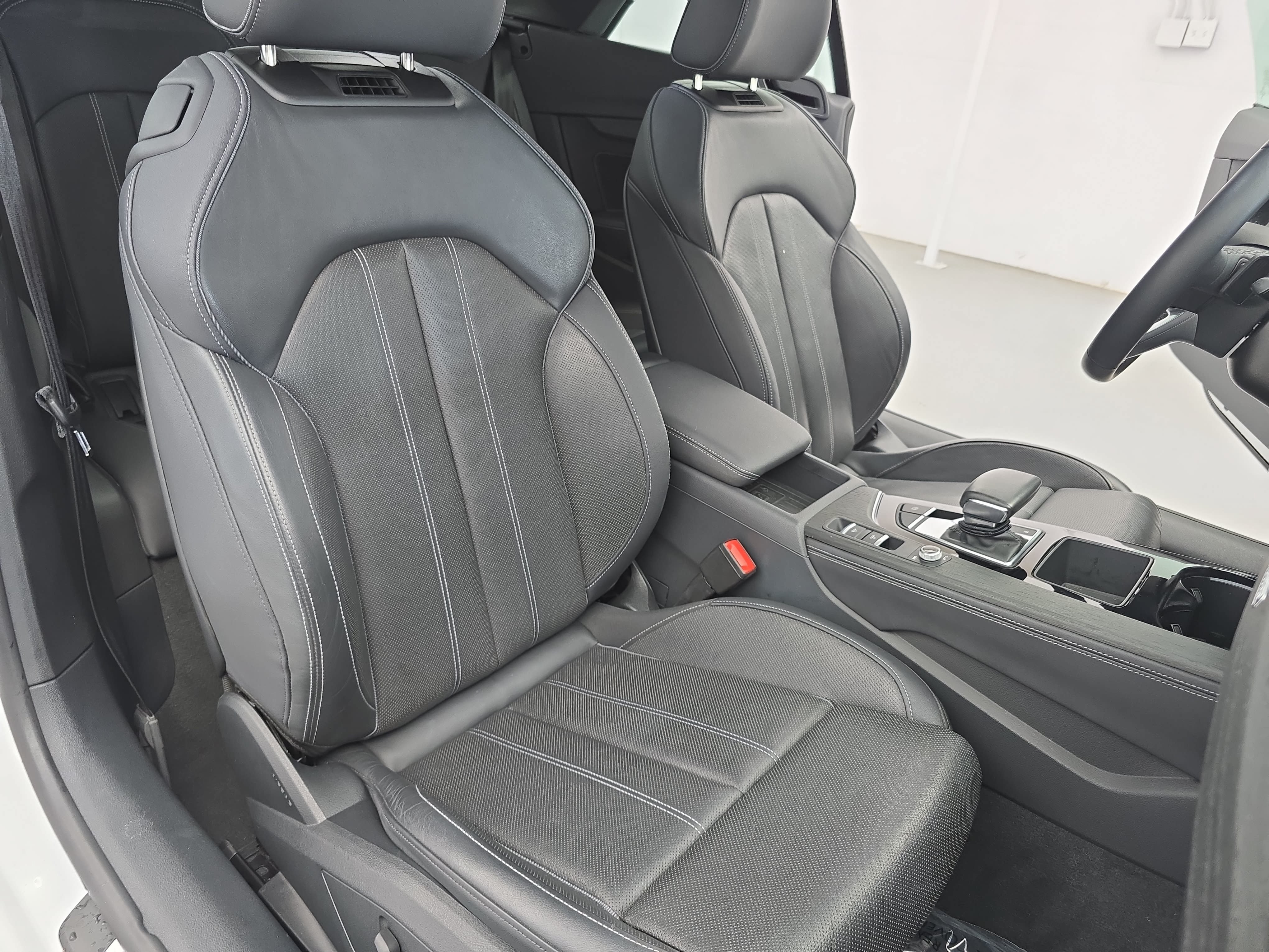 Used 2024 Audi A5 2.0T Premium Plus w/ Premium Plus AWD/4WD image 10