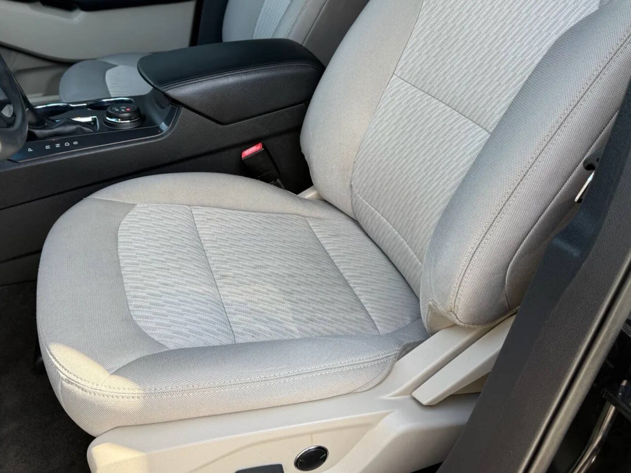 Used 2018 Ford Explorer 4WD image 9