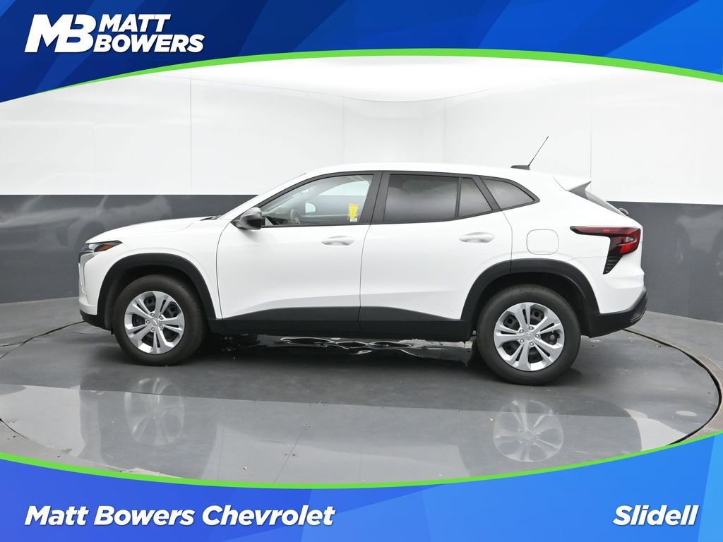 Used 2025 Chevrolet Trax LS
