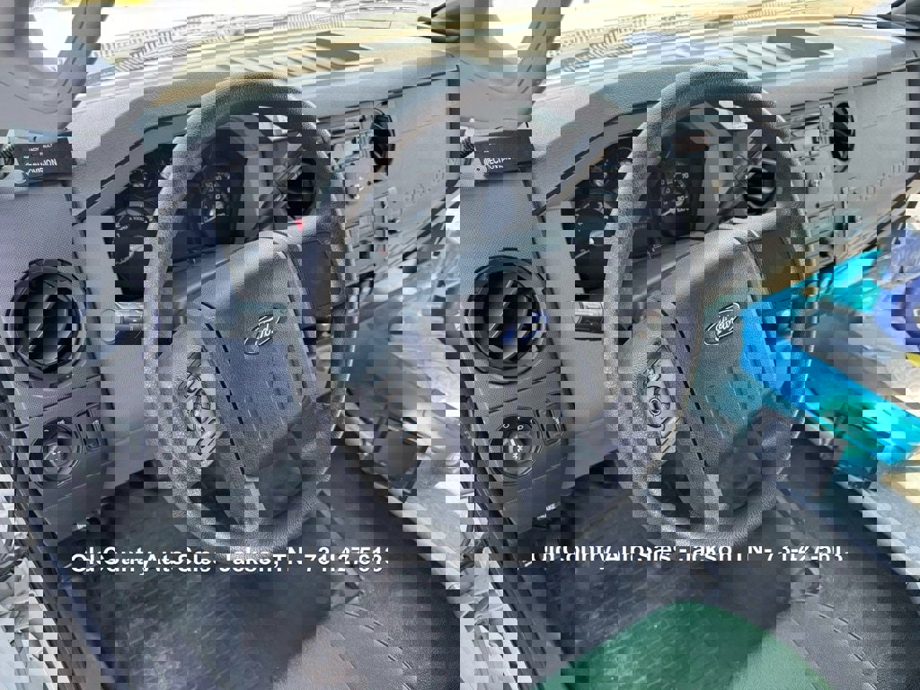 Used 2012 Ford F550 2WD Regular Cab Super Duty w/ Payload Upgrade Pkg image 25