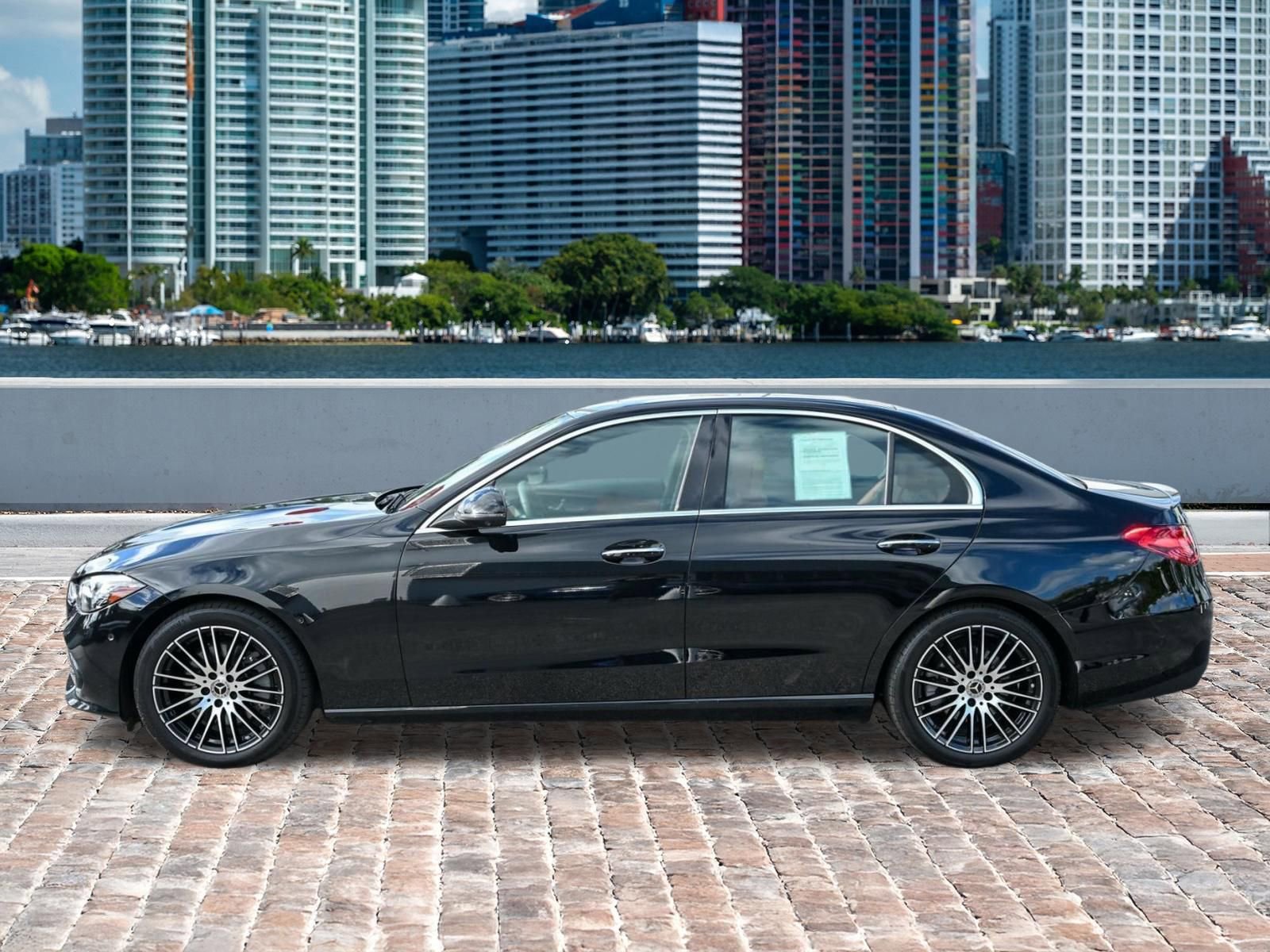 Used 2022 Mercedes-Benz C 300 Sedan w/ Exclusive Trim Package image 8