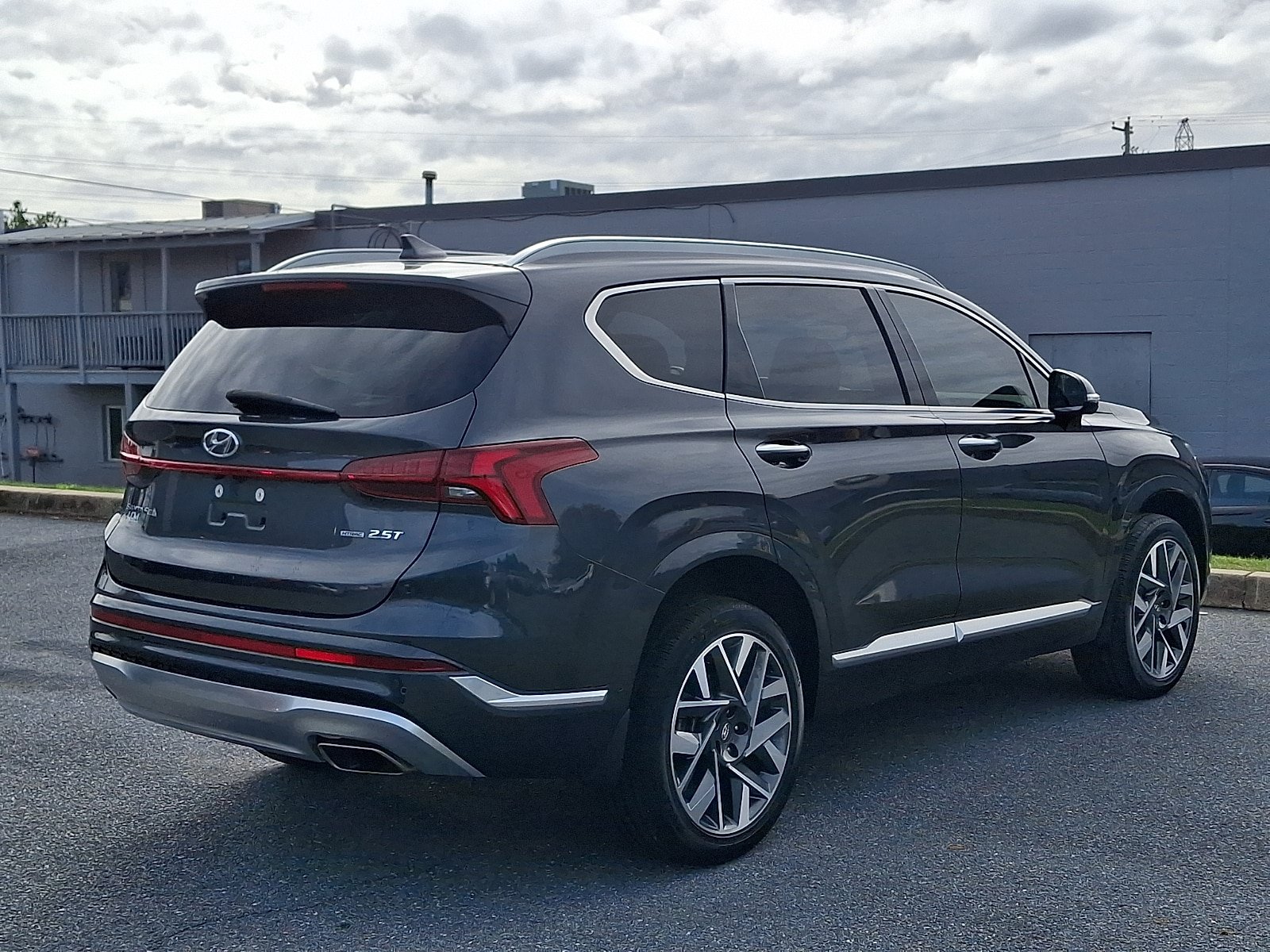 Certified 2023 Hyundai Santa Fe Calligraphy w/ Cargo Package AWD/4WD image 5